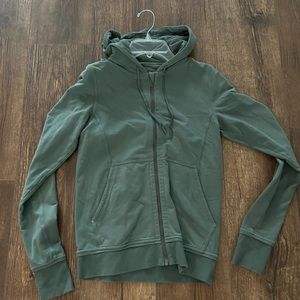 Press Pause jacket size 6